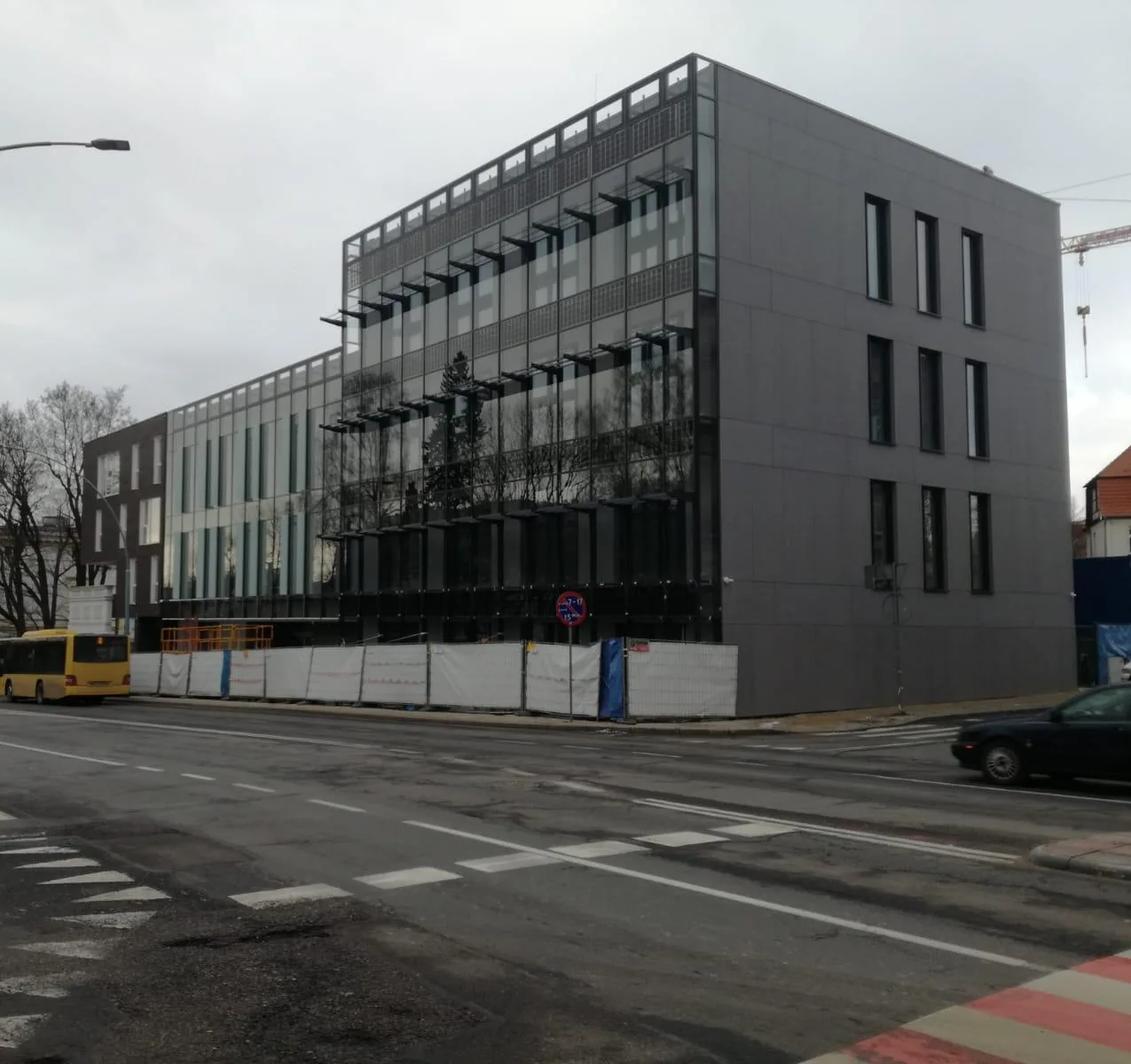 Fasada i świetlik dachowy - Koszalin, Polska, ujęcie 2
